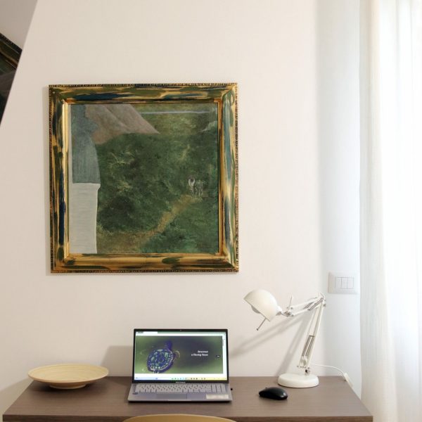 LEVANTE FLOWING HOUSE