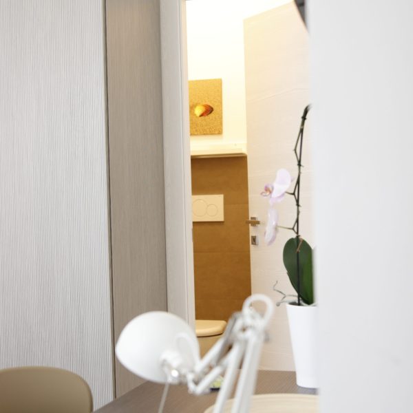 LEVANTE FLOWING HOUSE